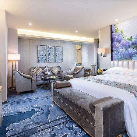 فندق Ramada Shenzhen Baoan المظهر الخارجي الصورة