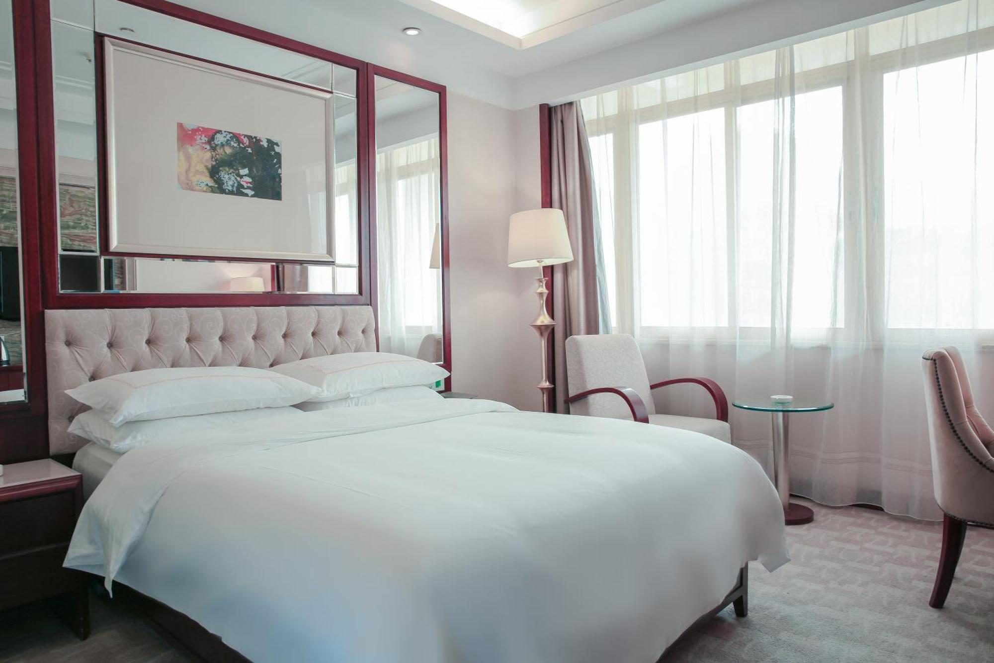 فندق Ramada Shenzhen Baoan المظهر الخارجي الصورة