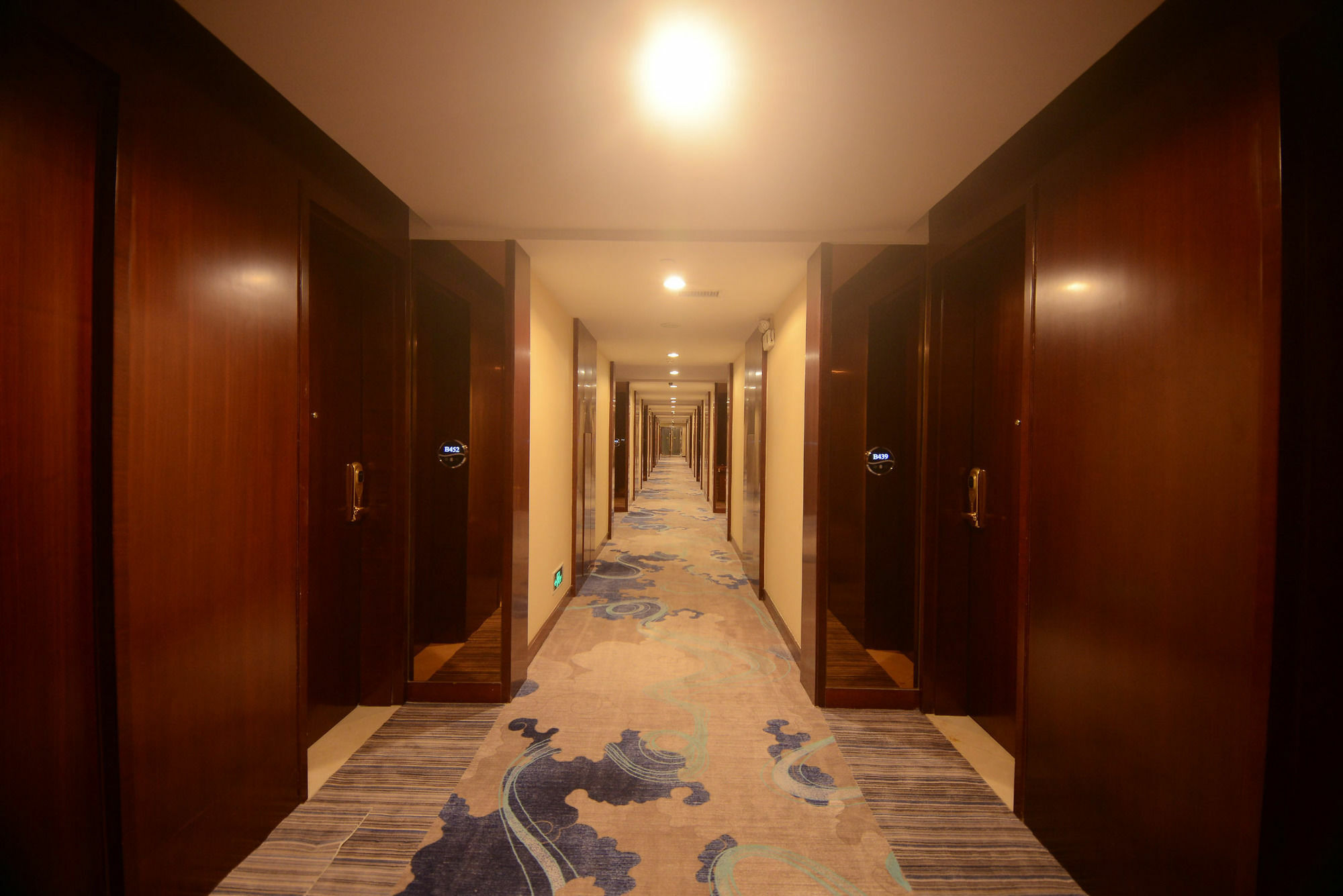 فندق Ramada Shenzhen Baoan المظهر الخارجي الصورة